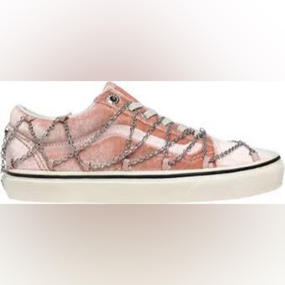 Sandy Liang x Vans